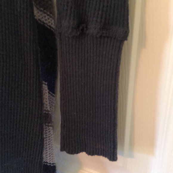 We the Free hi-lo sweater - Picture 5 of 9